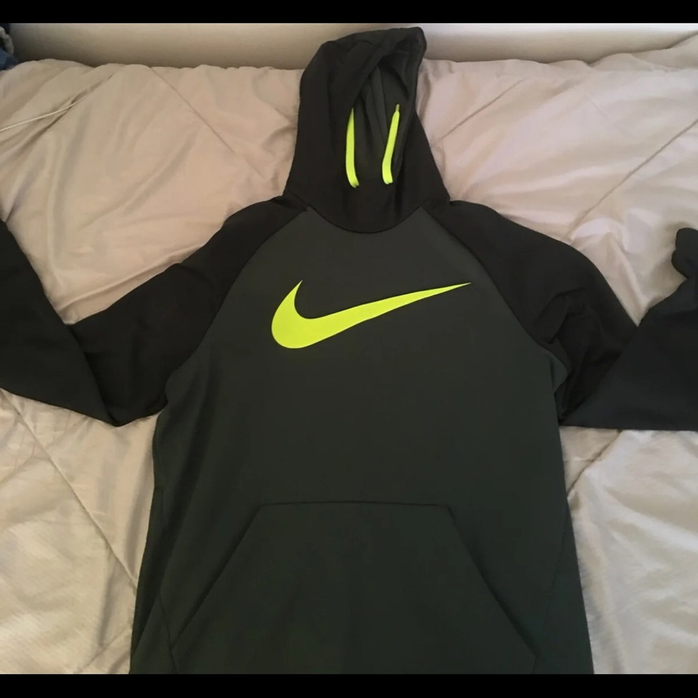Nike Hoodie size Large